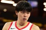 3中0之后连得7分！杨瀚森次节球权提升 篮下连中3球 包括1个2+1！